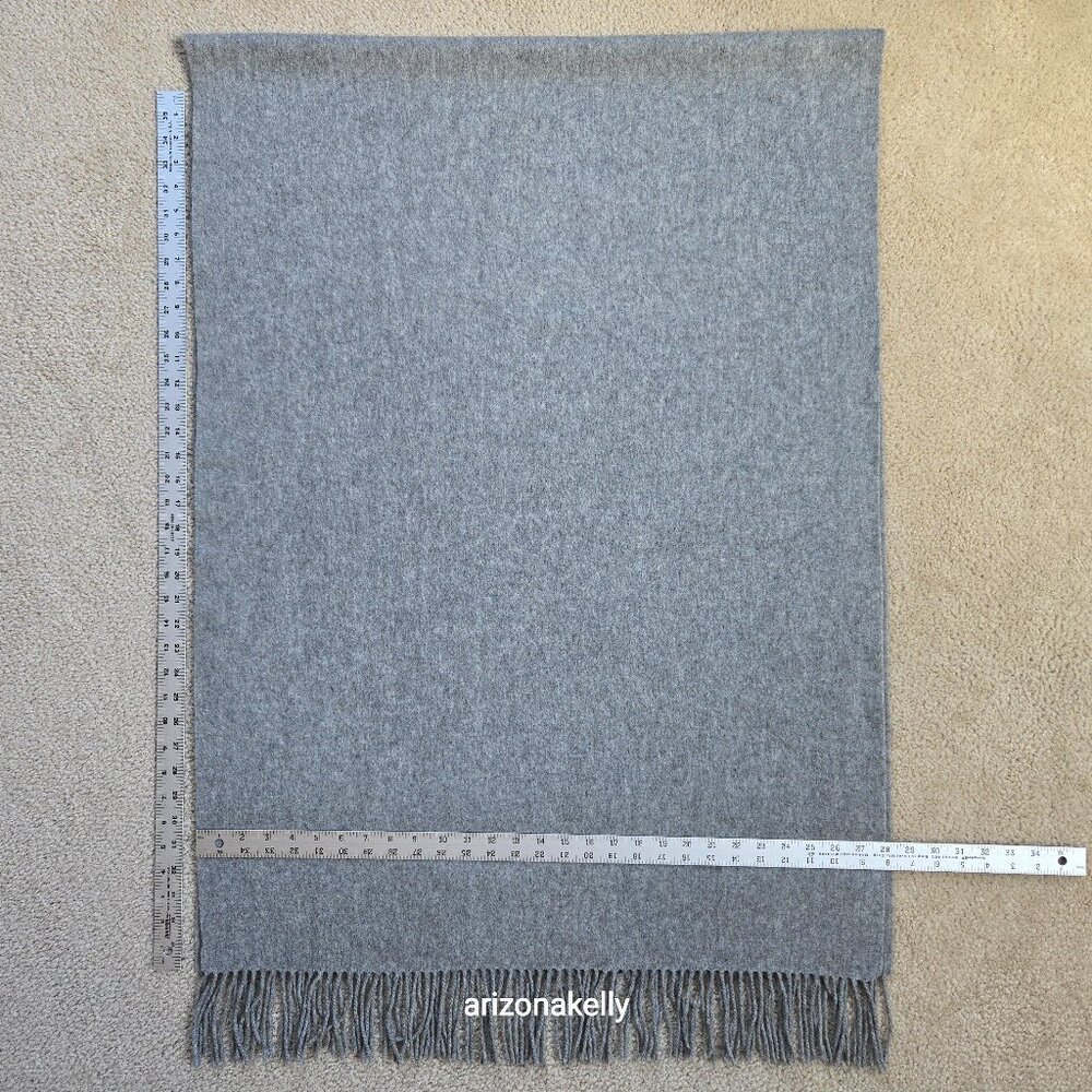 NWOT Cashmere Scarf Grey Woven Fringe Oversized
